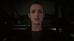 Simmonsarrivesinthe1930s