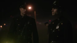 Эйбел разговаривает с  о потенциальном разрушении .