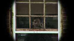 Руссо снова устраивает битву с .