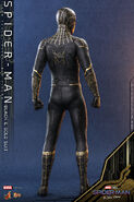 Spider-Man Black & Gold Hot Toy 16