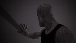  поглощает бетон.