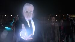 Джона использует свои силы.