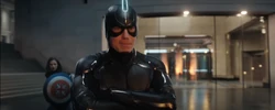 Boltagon se burla de Maximoff.