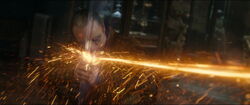 Kaecilius blocks 's attack