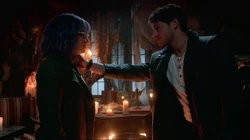 Штайн занимает место .