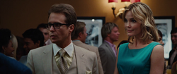 Christine Everhart y Justin Hammer - Iron Man 2