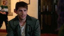 Штайн общается с 