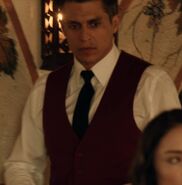 Johnny Rivas as Waiter