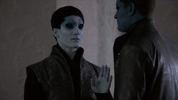 Касиус пытается защитить свои предыдущие действия.