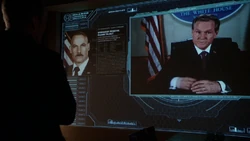 Эллис назначает  новым лидером .