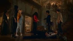 Тела Уайлдера и  исчезают из существования