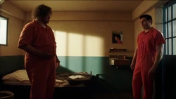 Чёрный гром знакомится с  в тюрьме