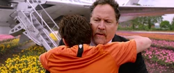 Hogan recoge a Parker en Países Bajos.