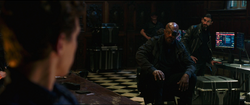Talos viendo a Parker