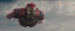 IronMan-FlyingOverSokovia