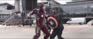 IronMan-vs-Cap-Airport