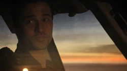 Уорд похищает Скай