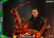 Marvel-thor-ragnarok-loki-sixth-scale-figure-hot-toys-903106-15