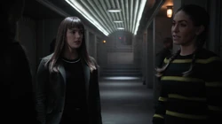 Симмонс приглашает  в свою команду