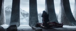 Rogers consigue vencer a Stark.