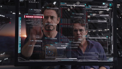 Stark y Banner aprenden de los secretos de SHIELD