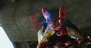 Iron Spider pairs with Doctor Octopus' tentacles