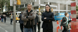 Thor y Loki vuelven a la Tierra