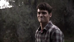 Уорд злится на Гарретта