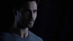 Уорд получает задание от Малика