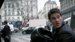 Уорд в Париже