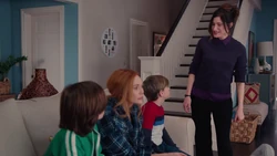 Харкнесс хочет помочь .