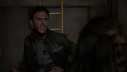 Leo Fitz (5x7)
