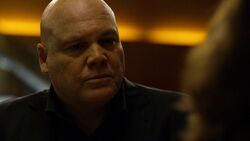 Wilson-Fisk-dinner-Vanessa-S1E4