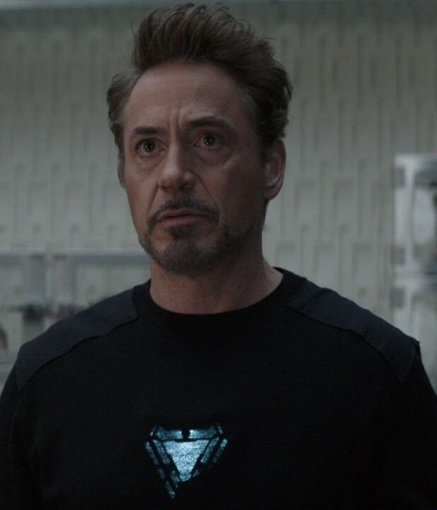 Quantos anos Tony Stark, o Homem de Ferro, tinha quando morreu no MCU?