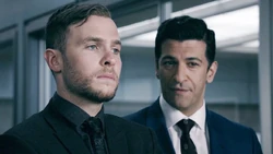 Доктор разговаривает с 