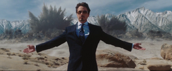 Tony Stark probando sus misiles Jericho