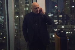 WilsonFisk-BlackSuitPhoneCall-Season1