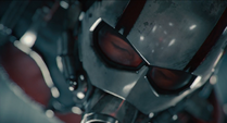 Ant-Man ojos cerrados