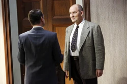 Иоганн Фенхофф гипнотизирует Роджера Дули