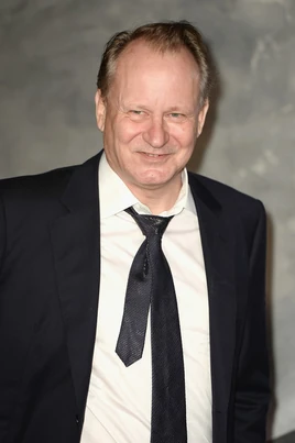 Stellan Skarsgard