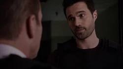 Уорд просит Колсона принять решение