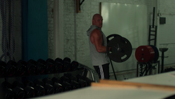 RussianThug-LiftingWeights