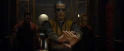 Kaecilius battles against 