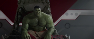 Hulk burlándose de Thor.