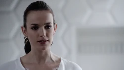 Симмонс отчитывает 