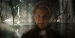 Высший разум побеждён .