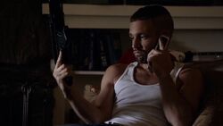 Lance-Hunter-Phone-Gun