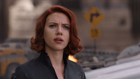 Romanoff habla con Banner en Nueva York