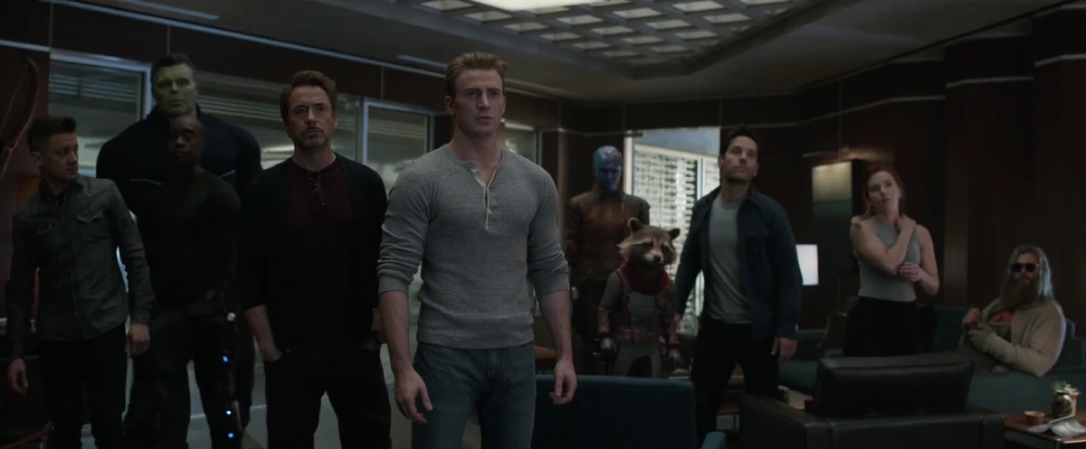 Выход мстителей финал. Мстители финал битва против таноса. Мстители финал конец. Мстители финальная битва. Съемки мстители финал за кадром.