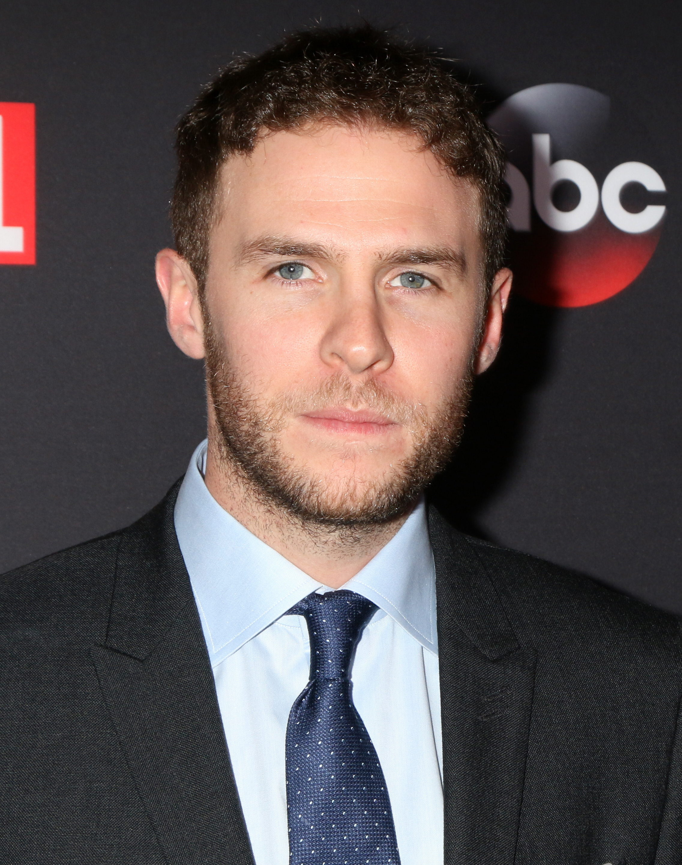 Iain De Caestecker Marvel Cinematic Universe Wiki Fandom